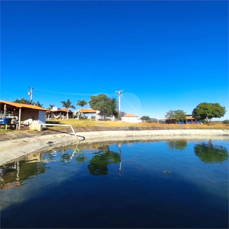 Fazenda à venda com 6 quartos, sendo 1 suíte,  no Centro, Capitão Enéas, MG