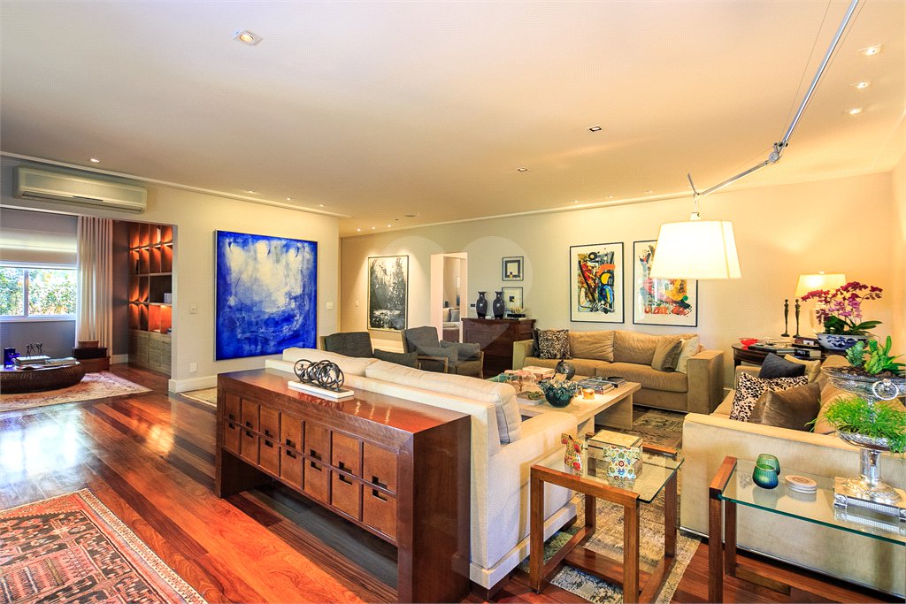 Casa à venda com 4 suítes no condomínio L`exclusive, São Paulo - SP