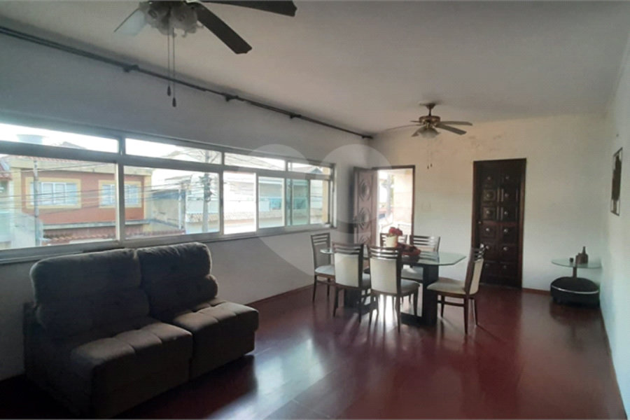 Sobrado à venda com 5 quartos, sendo 1 suíte,  em Vila Rosália, Guarulhos, SP