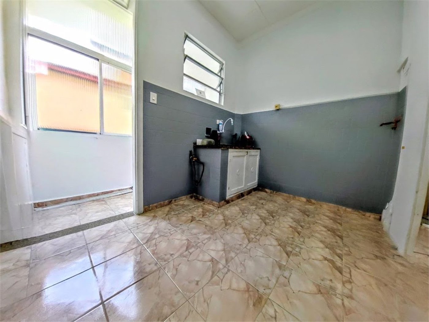 Apartamento Residencial à venda, Embaré, Santos - AP0460.