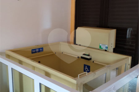 Casa à venda com 3 quartos, sendo 1 suíte,  em Mogi Moderno, Mogi das Cruzes, SP
