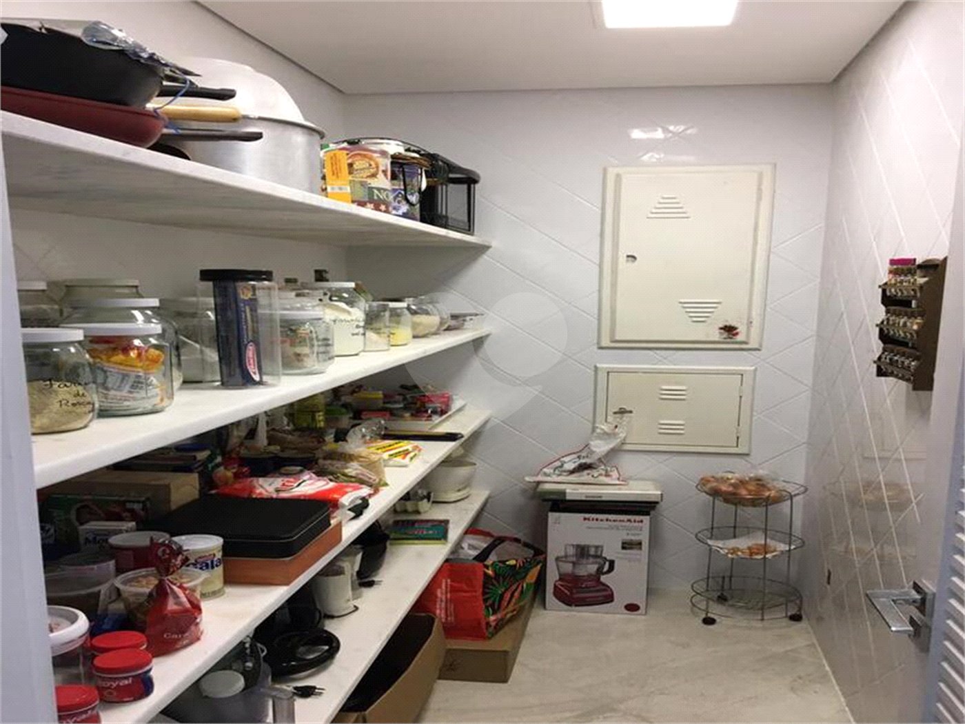 Casa à venda com 5 suítes no condomínio São Paulo, São Paulo - SP