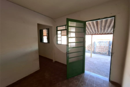 Casa à venda com 5 quartos, sendo 1 suíte, em Jardim Tamoio, Araraquara, SP