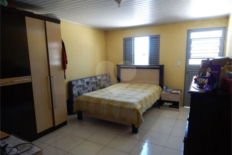 Casa à venda com 2 quartos em Tremembé, São Paulo, SP