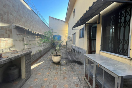Casa à venda com 2 quartos, sendo 1 suíte, no condomínio Residencial Vale das Palmeiras, Rio de Janeiro - RJ