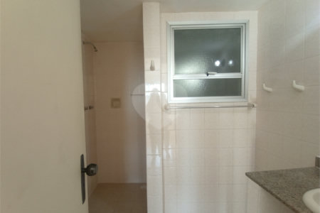 Apartamento à venda com 2 quartos, sendo 1 suíte, em Estácio, Rio de Janeiro, RJ