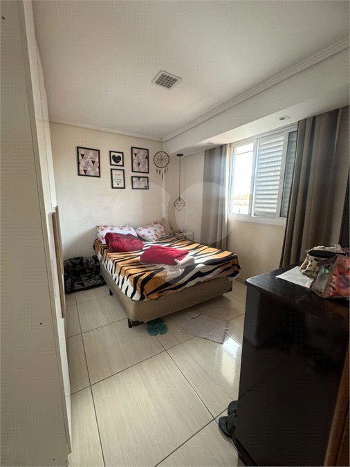 Casa à venda com 5 quartos em Vila Granada, São Paulo, SP