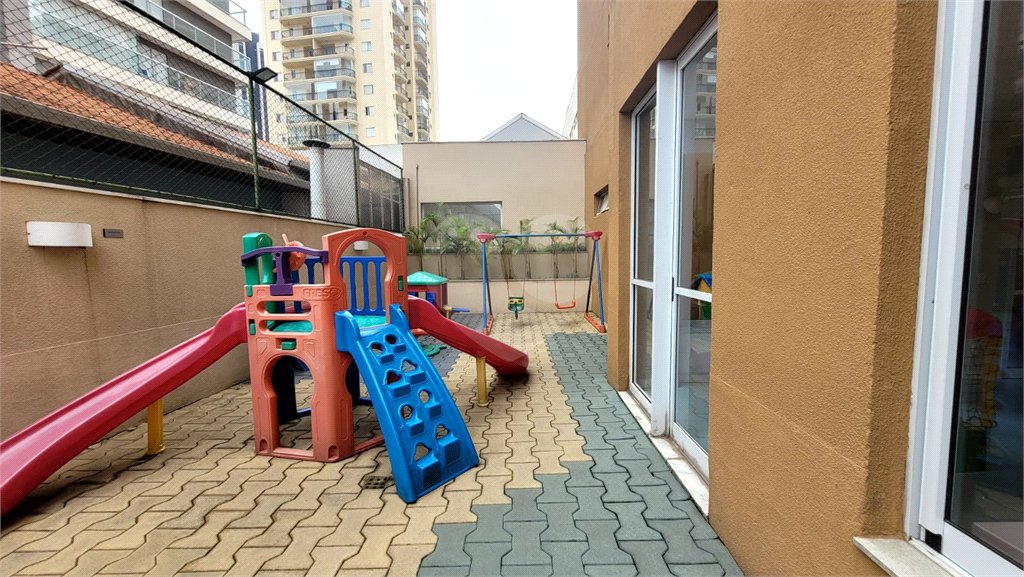 Apartamento à venda com 3 quartos, sendo 1 suíte, no Centro, Osasco, SP