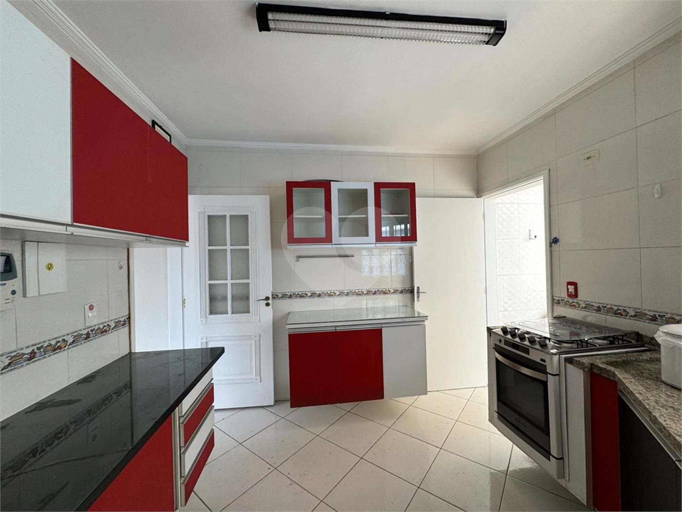 Casa à venda com 3 quartos, sendo 1 suíte,  em Vila Rosália, Guarulhos, SP