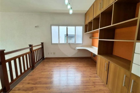 Casa à venda com 3 quartos, sendo 1 suíte,  no condomínio Residencial Recanto dos Paturis, Vinhedo - SP