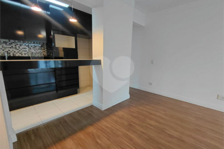 Apartamento à venda com 2 quartos, sendo 1 suíte, em Pinheiros, São Paulo, SP