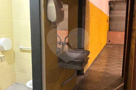Salão para alugar em Vila Monteiro, Poá, SP
