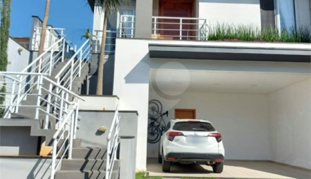 Casa à venda com 3 quartos, sendo 1 suíte,  no condomínio Aruã, Mogi das Cruzes - SP
