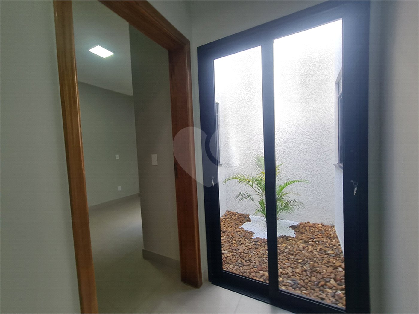 Casa à venda com 3 quartos, sendo 1 suíte, no condomínio Jardim Residencial Villagio Ipanema I, Sorocaba - SP