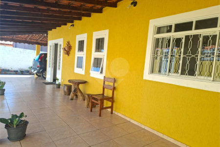 Casa à venda com 3 quartos, sendo 1 suíte,  em Tatetú, Alambari, SP