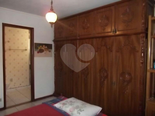 Sobrado à venda com 4 quartos, sendo 1 suíte,  em Vila Isolina Mazzei, São Paulo, SP