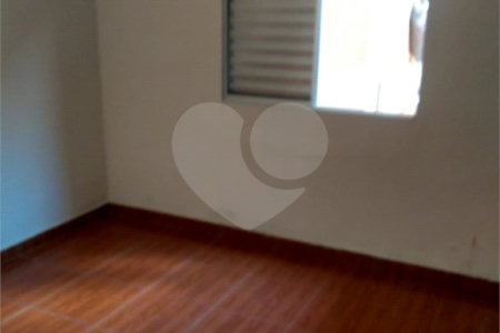 Casa à venda com 4 quartos em Jardim Guimarães, Guarulhos, SP