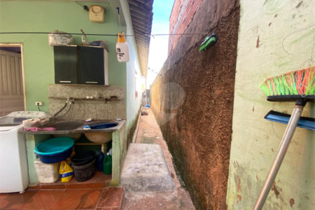 Casa à venda com 2 quartos em Residencial Ponta Porã I, Ponta Porã, MS