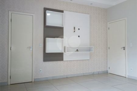 Sobrado à venda com 4 quartos, sendo 1 suíte, em Reserva San Gabriel, Ribeirão Preto, SP