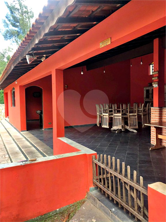 Sítio à venda com 6 quartos em Pavão (canguera), São Roque, SP