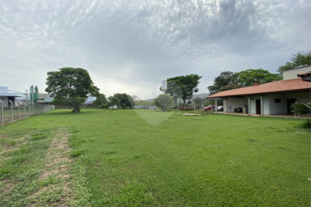 Casa à venda com 3 quartos, sendo 1 suíte,  em Distrito Industrial do Lageado, Salto, SP