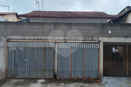 Casa à venda com 4 quartos, sendo 1 suíte, em Bosque dos Eucaliptos, São José dos Campos, SP