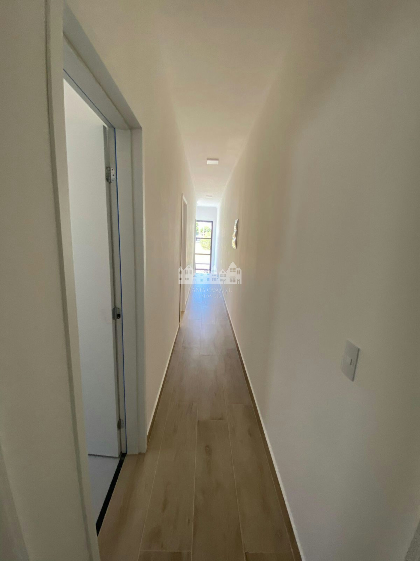 Casa à venda com 3 quartos, sendo 1 suíte, em Vila Petrópolis, Atibaia, SP
