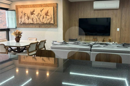 Apartamento à venda com 3 suítes em Vila Assunção, Santo André, SP