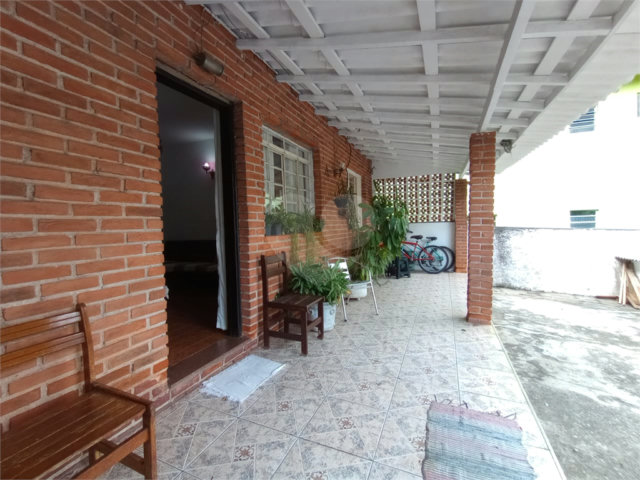 Casa Térrea à venda com 3 quartos, sendo 1 suíte,  em Jardim São Luís, São Paulo, SP