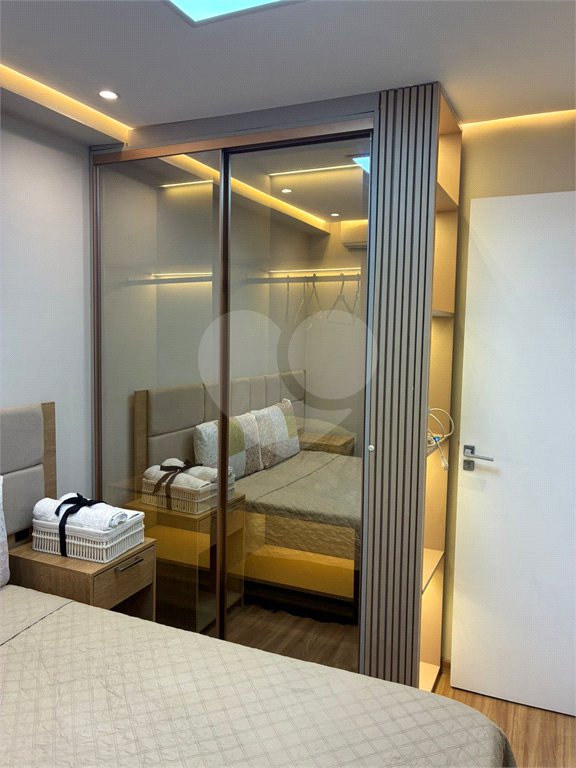 Apartamento à venda com 2 quartos em Santo Amaro, São Paulo, SP
