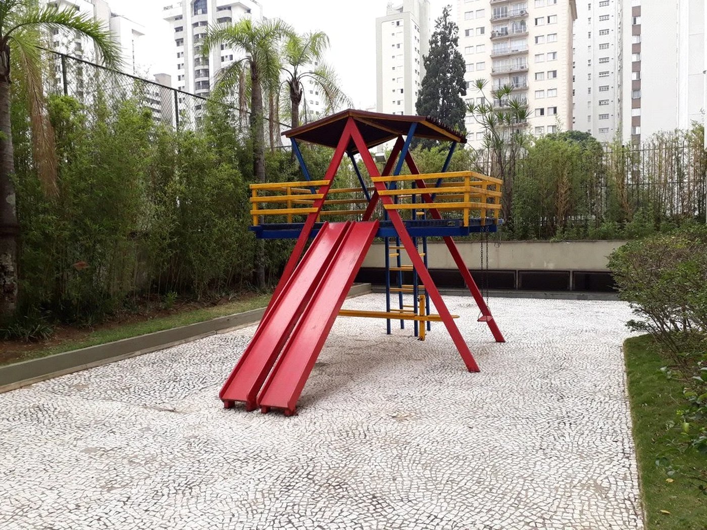 Apartamento à venda com 3 quartos, sendo 1 suíte, em Cidade Monções, São Paulo, SP