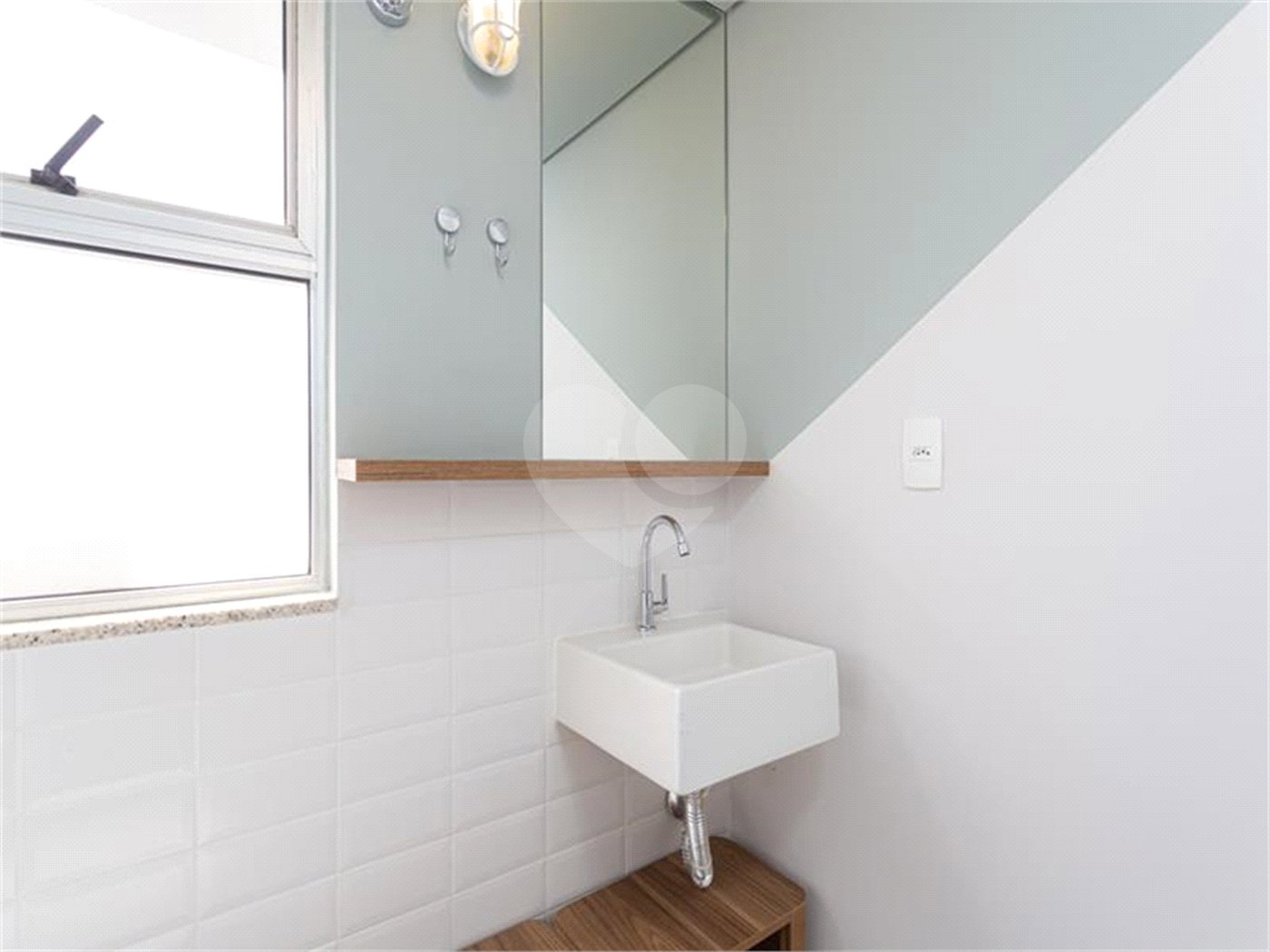 Apartamento à venda com 4 quartos, sendo 1 suíte, em Vila Cordeiro, São Paulo, SP