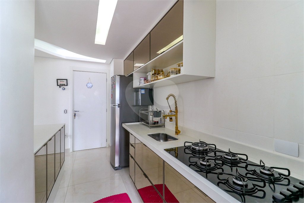 Apartamento à venda com 3 quartos, sendo 1 suíte, em Santo Amaro, São Paulo, SP