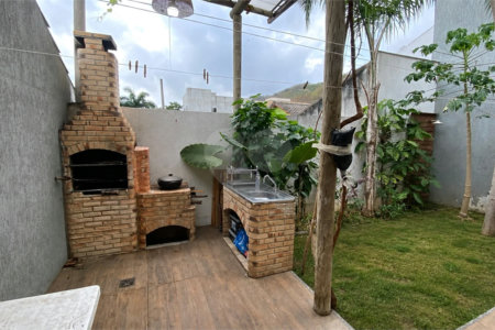 Casa à venda com 4 quartos em Campo Grande, Rio de Janeiro, RJ
