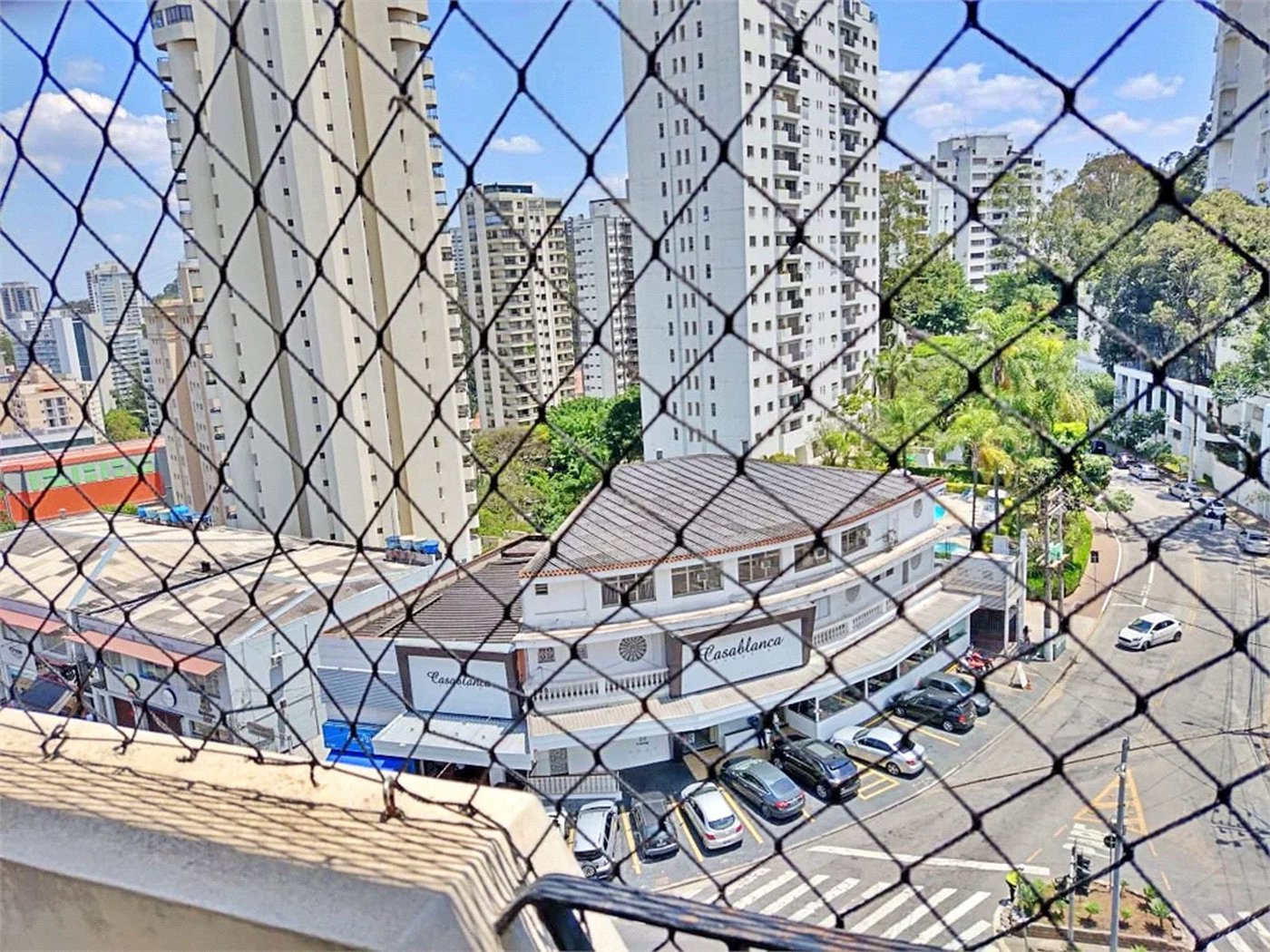 Apartamento à venda com 4 quartos, sendo 3 suítes, em Vila Andrade, São Paulo, SP