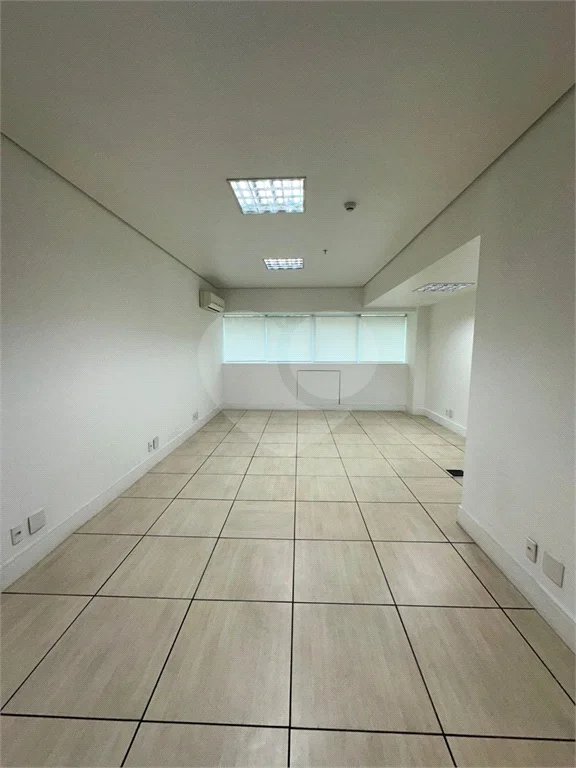 Sala à venda em Jardim Vazani, São Paulo, SP