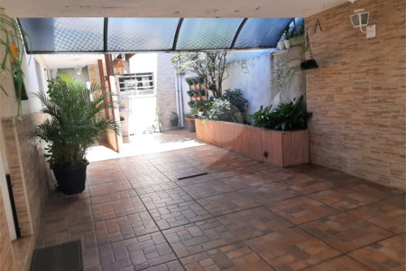 Casa à venda com 2 quartos, sendo 1 suíte,  em Vila Helena, Jundiaí, SP