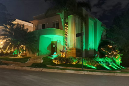 Casa à venda com 4 quartos, sendo 3 suítes,  no condomínio Res. Luzern, Campinas - SP