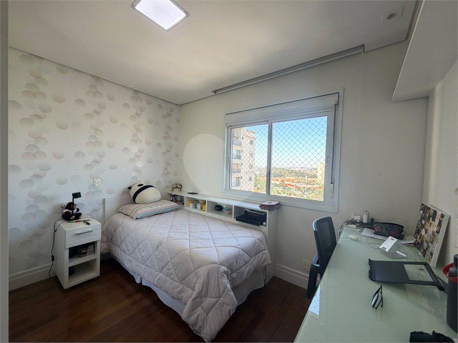 Apartamento à venda com 3 suítes em Jardim Marajoara, São Paulo, SP