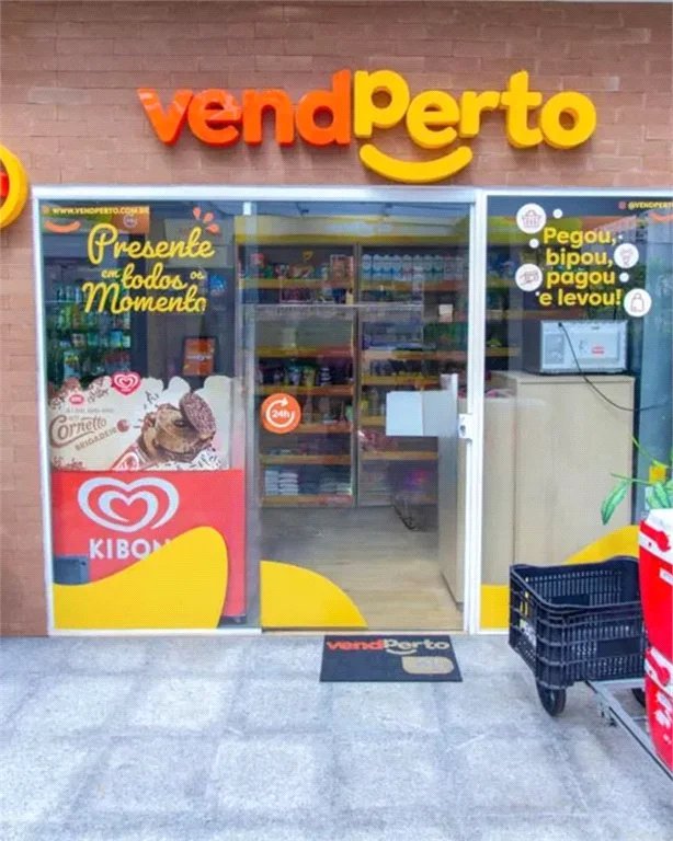 Apartamento à venda com 4 quartos, sendo 2 suítes, em Vila Anastácio, São Paulo, SP