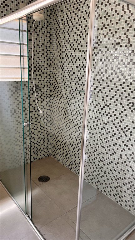 Sobrado à venda ou para alugar com 3 quartos, sendo 1 suíte, em Alto da Lapa, São Paulo, SP