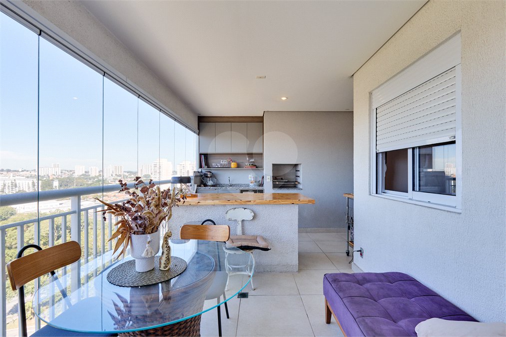 Apartamento à venda com 2 quartos, sendo 1 suíte, em Santo Amaro, São Paulo, SP