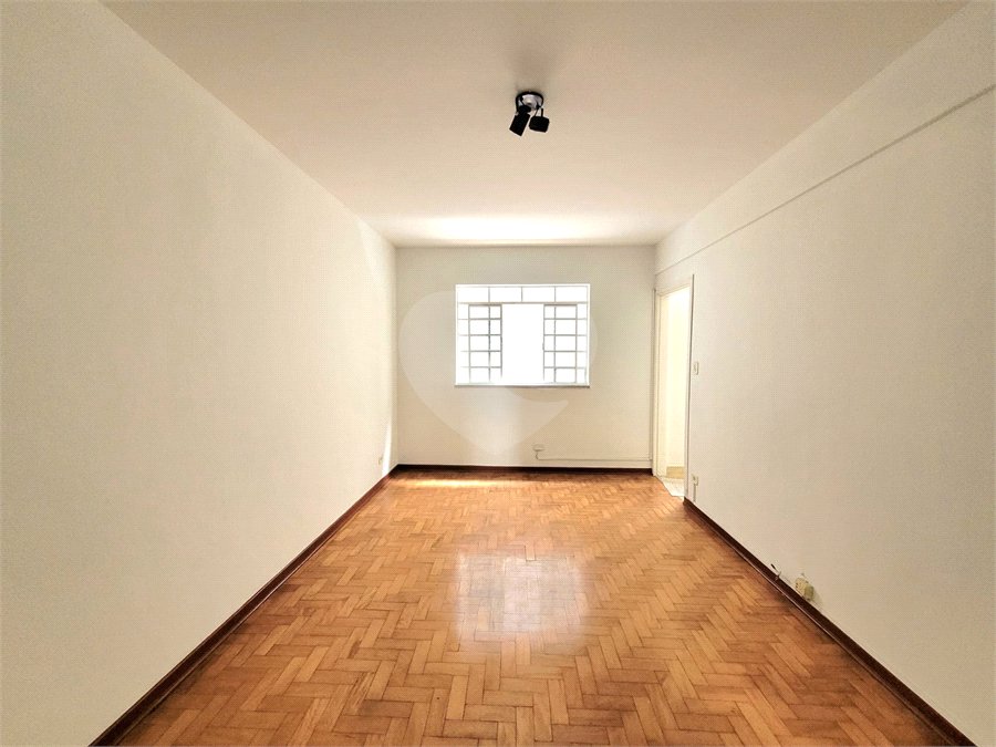 Apartamento à venda com 2 quartos em Vila São Geraldo, São Paulo, SP