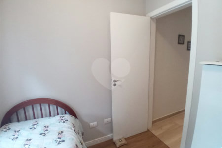 Casa Térrea à venda com 3 quartos, sendo 2 suítes, em Água Fria, São Paulo, SP