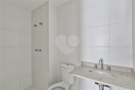 Apartamento à venda com 2 suítes em Santo Amaro, São Paulo, SP