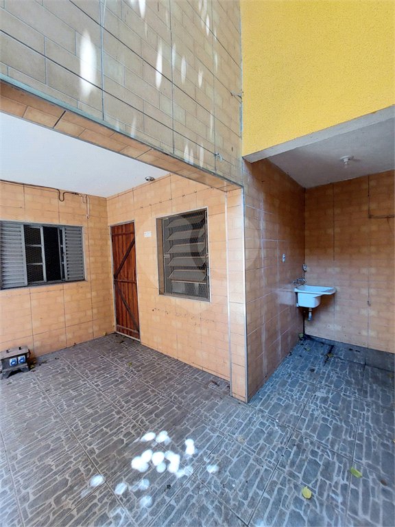 Sobrado à venda com 3 quartos, sendo 1 suíte, em Jaraguá, São Paulo, SP