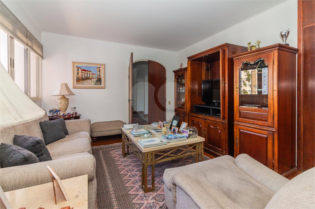 Apartamento à venda com 4 quartos, sendo 3 suítes, em Vila Andrade, São Paulo, SP