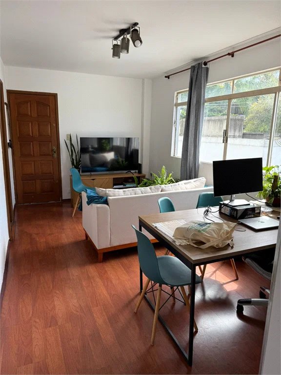 Apartamento à venda com 2 quartos, sendo 1 suíte, em Vila Madalena, São Paulo, SP