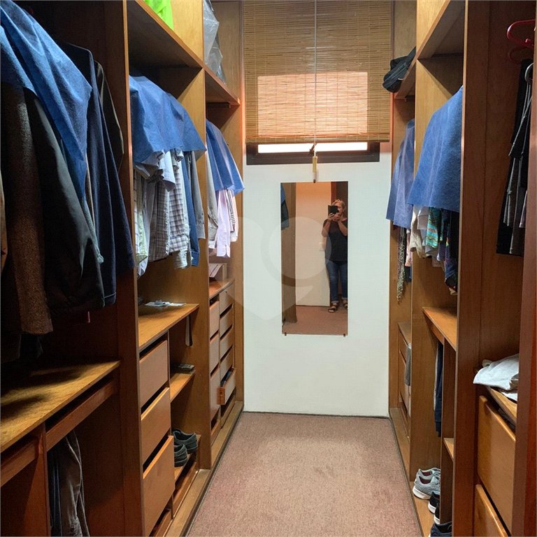 Apartamento à venda com 4 quartos, sendo 2 suítes, em Real Parque, São Paulo, SP