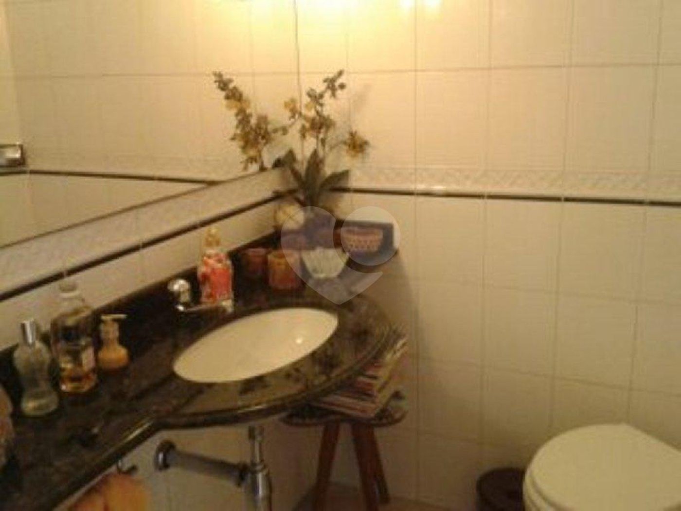 Sobrado à venda com 2 quartos em Tremembé, São Paulo, SP